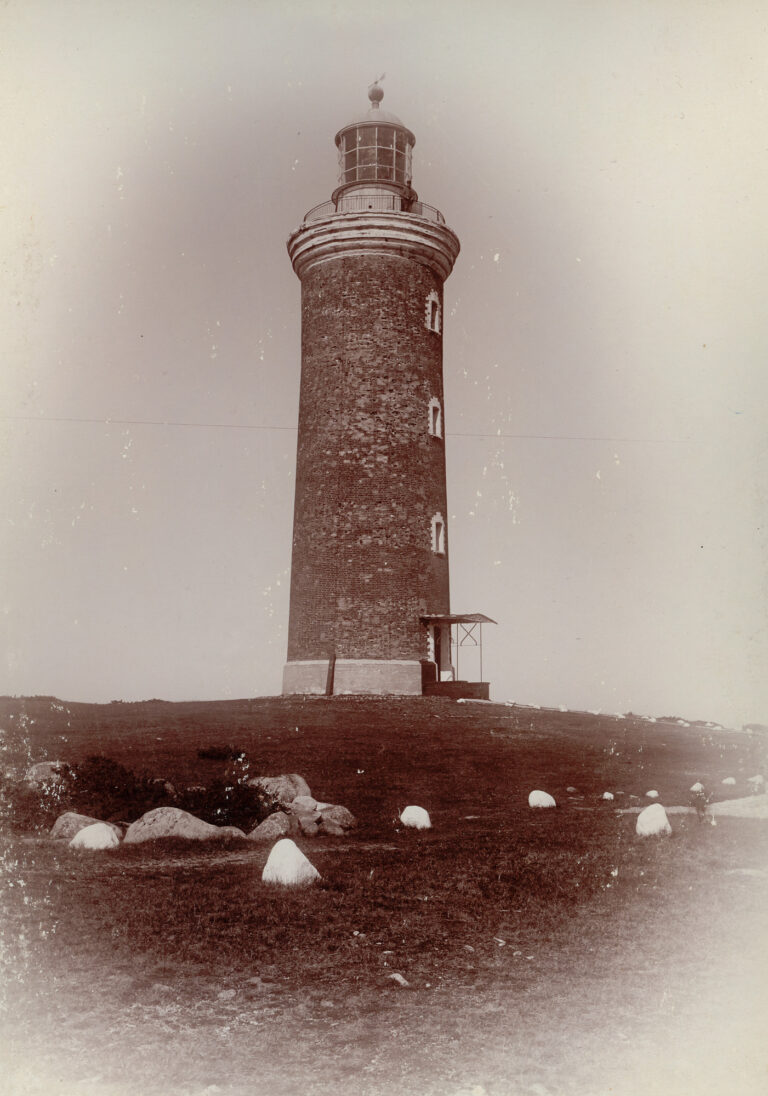 Mohni Lighthouse