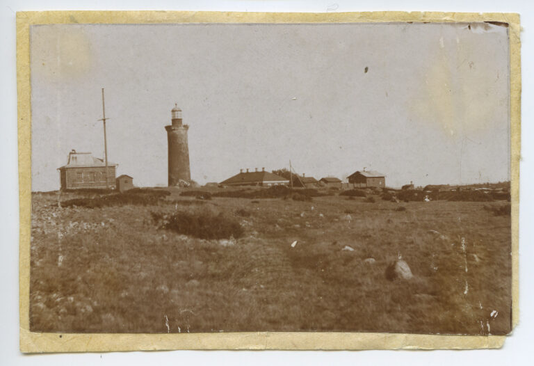 Mohni Lighthouse