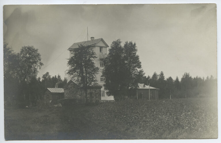 Suurupi Lower Lighthouse