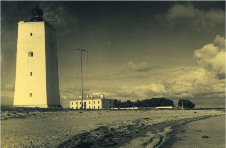 Sõrve tuletorn u 1930. Jaan Vali kogu.